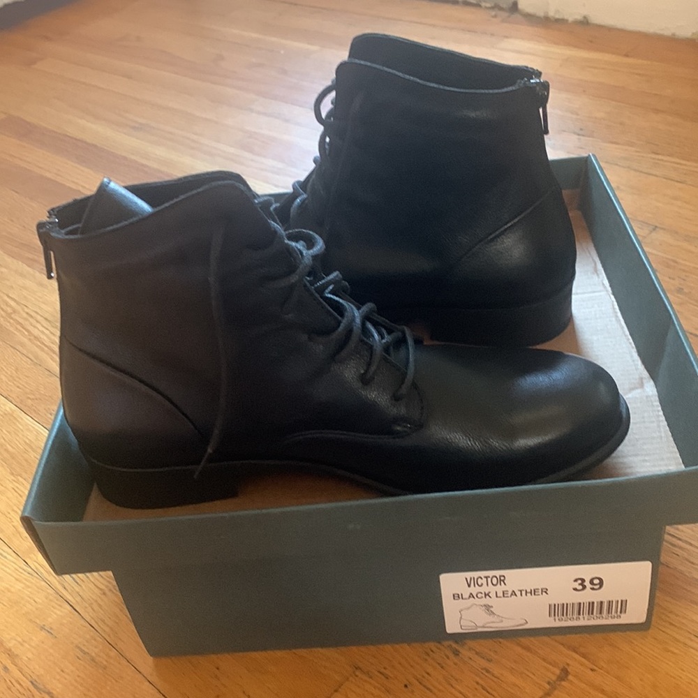Bueno Victor Black Genuine Leather Ankle Boots, Laces, Zipper Ankle